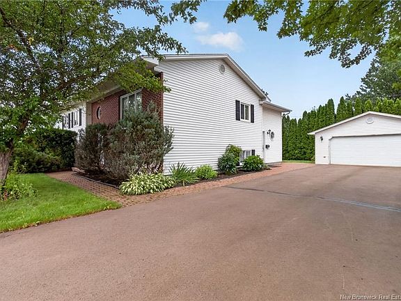 2nd image of 343 Glencairn Dr