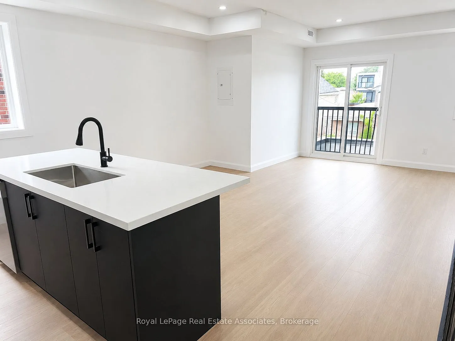 2 bed, $2,895 — Photo 3