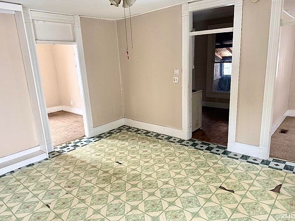 5th image of 818 S Gallatin St