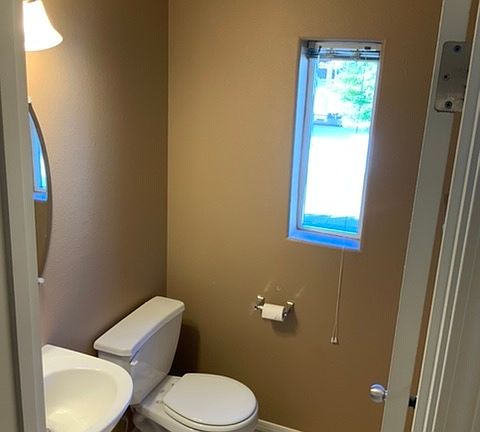 Half Bath by the main level 