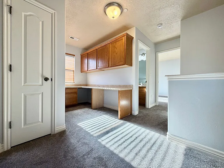 1688 W 3180th St N #G1 — Photo 17