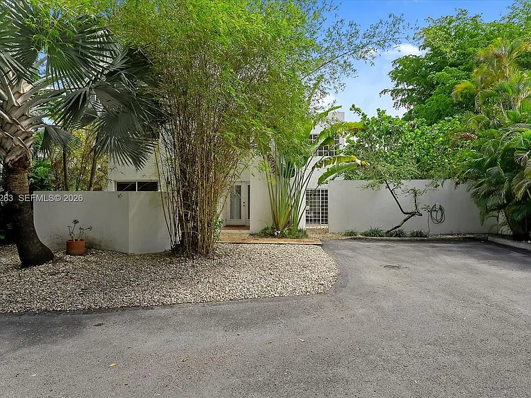 2721 SW 22nd Ave — Photo 34