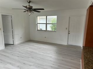 675 NE 151st St APT B, Miami, FL 33162