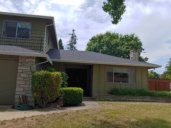 3rd image of 4412 Venice Way