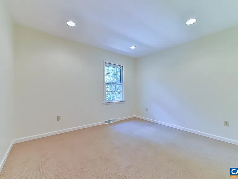 1012 Wildmere Pl — Photo 33