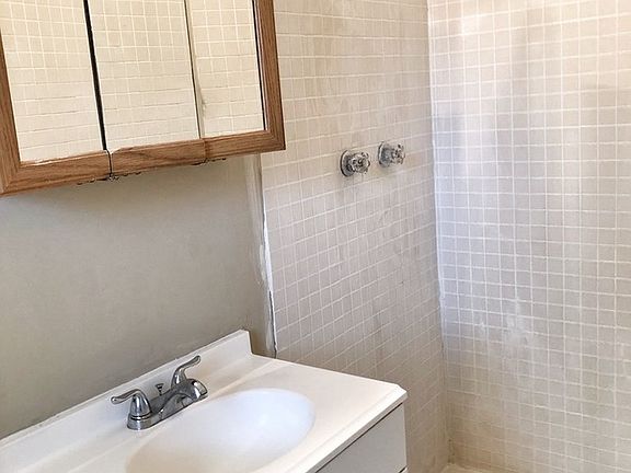 5th image of 5649 W Falcon St
