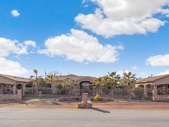 2nd image of 10800 Los Magos Cir