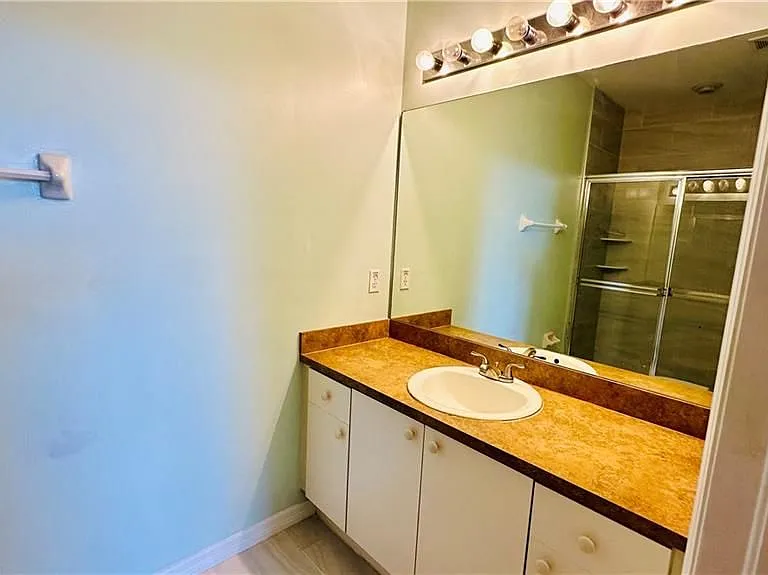 4299 Bellasol Cir #2621 — Photo 19