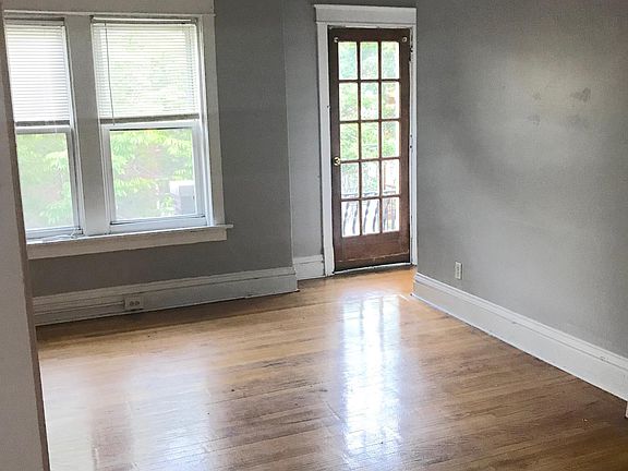 3rd image of 2035 Maury Ave #A