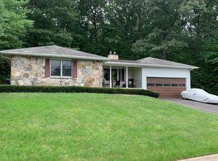 40 Sterling Way, Bristol, CT 06010