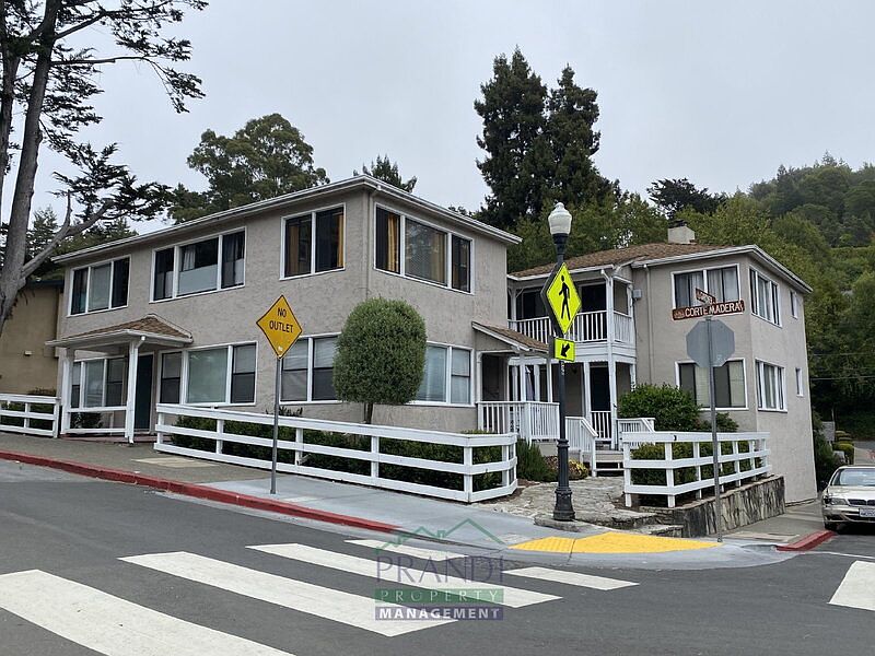 1st image of 20 Gardner St APT 3