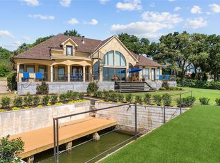 12210 Lake Forest Dr, Azle, TX 76020