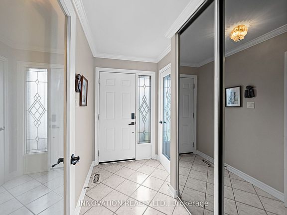 4th image of 23 Glen Abbey Cres