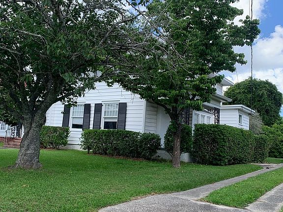 2nd image of 23 Colonial Dr