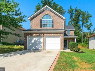 6689 Saint Jude Dr, Fairburn, GA 30213