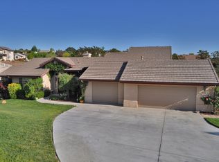 141 Via Fuchsia, Paso Robles, CA 93446