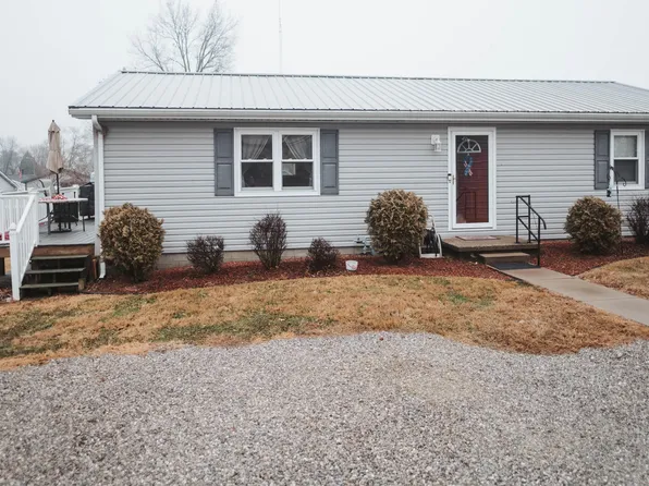 146 W Main St, Poseyville, IN 47633