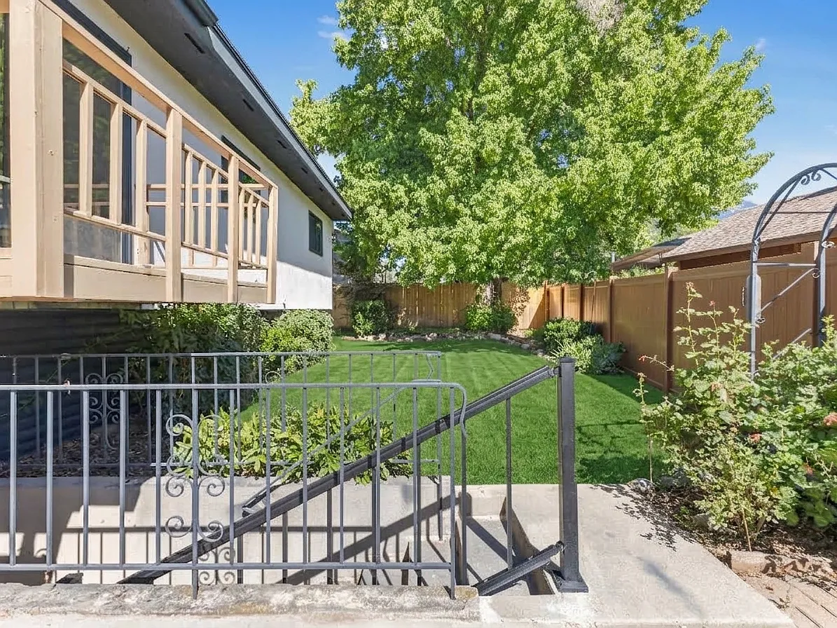 3 bed, 1450 sqft, $3,500 — Photo 2