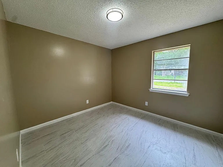 1253 Athey Rd — Photo 9