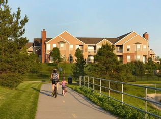 3911 Eagle Ridge Rd APT 74, Lincoln, NE 68516