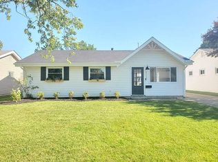 4220 Knickerbocker Rd, Sheffield Lake, OH 44054