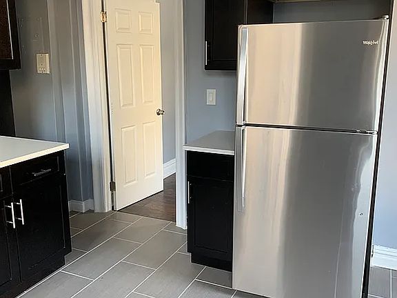 3rd image of 143 Duncan Ave #1A