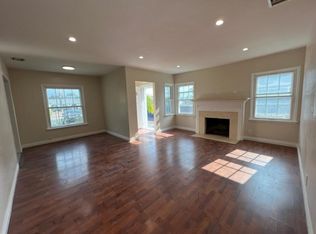 7725 Ferncola Ave, Sun Valley, CA 91352