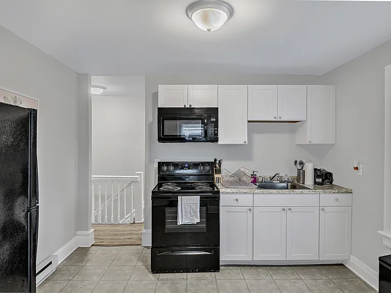 1821 N 2nd St #3 — Photo 4