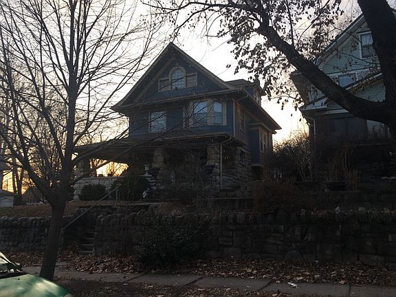 3rd image of 144 Elmwood Ave
