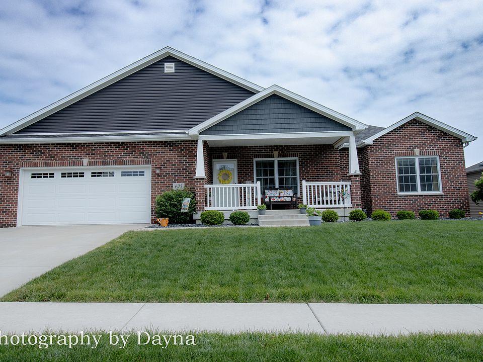 1st image of 675 Kathy Dr