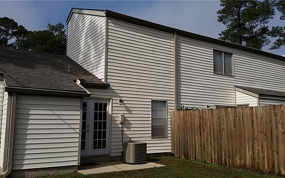5th image of 547 Cedarwood Dr