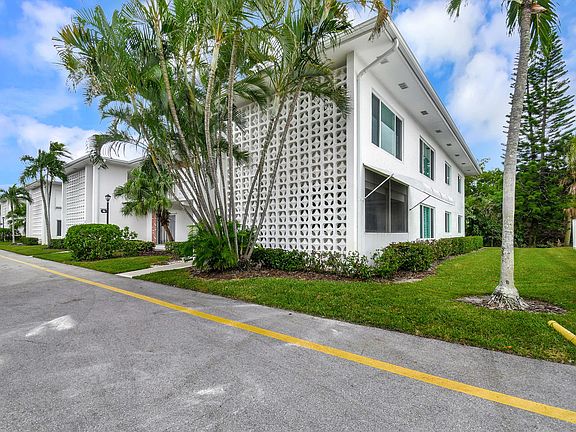 4th image of 4501 S Ocean Blvd #8-G