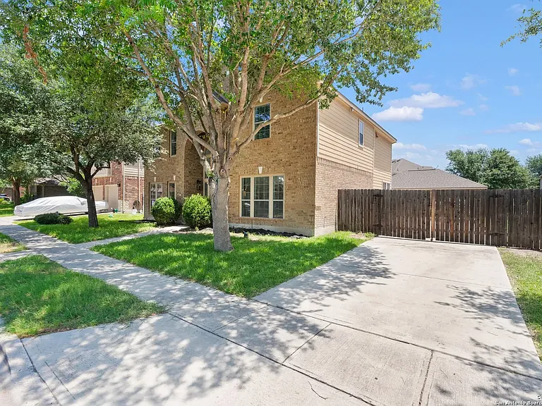 3027 Hidden Mdw #PRIMARY — Photo 3