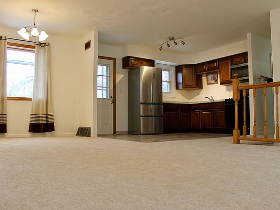 5th image of 8228 Carolwood Ln