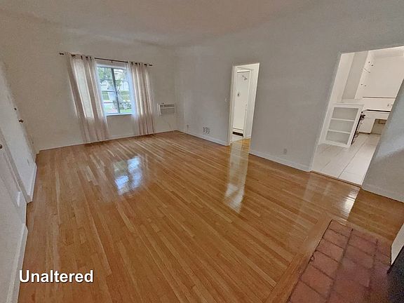 3rd image of 9128 Beverly Blvd #9128