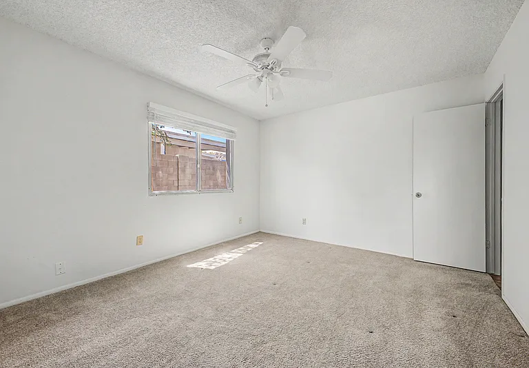2822 E Willow Ave — Photo 26