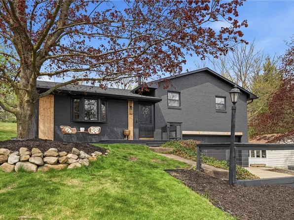 2404 17th St, Beaver Falls, PA 15010