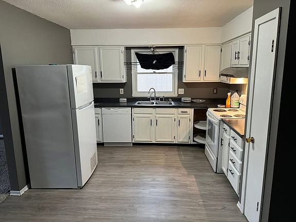 2nd image of 519 Smith Ave