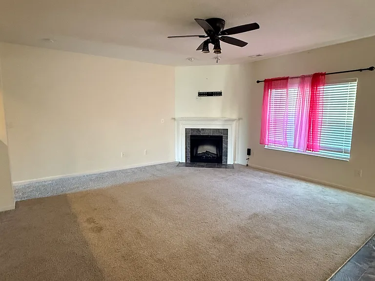 822 Blue Ash Trl — Photo 10