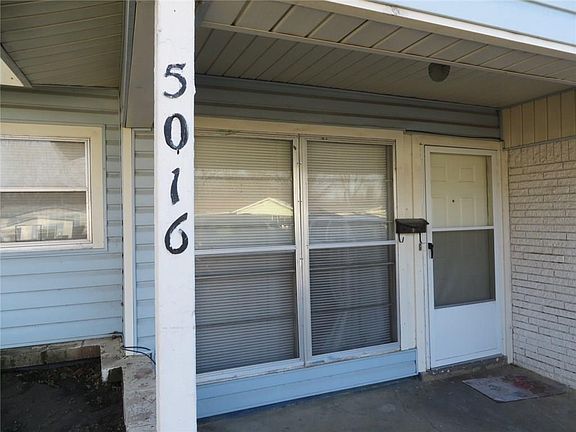 3rd image of 5016 E Berry St