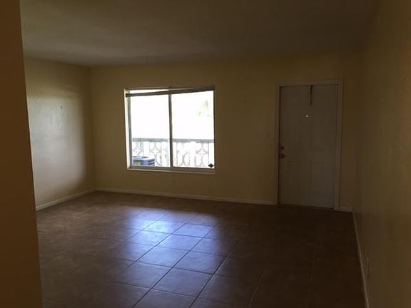 3rd image of 6540 NE 18th Ave APT 304