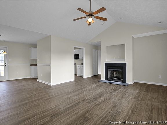 3rd image of 2806 Cambric Dr