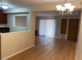 2264 Abbeywood Dr APT D, Lisle, IL 60532