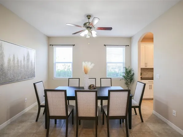 8018 Clementine Ln, Tampa, FL 33625