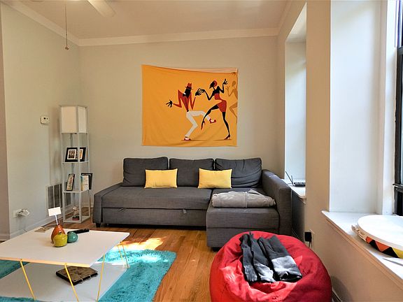 2nd image of 863 N Marshfield Ave APT 4F