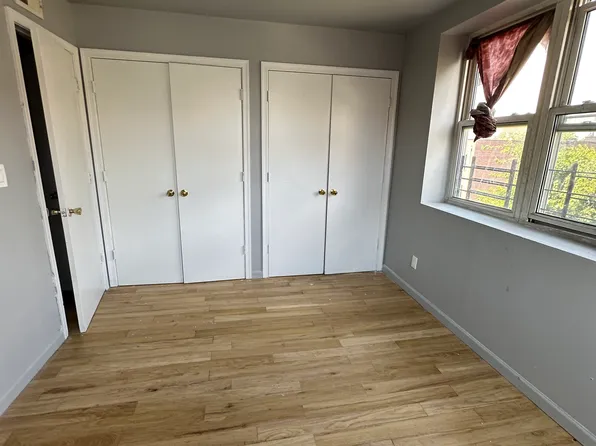 807 Barbey Street image 12 of 27