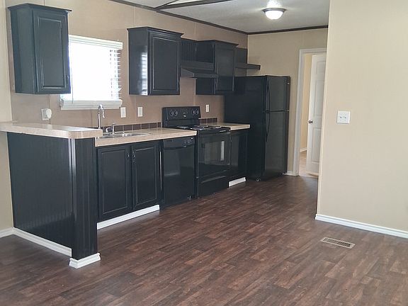2nd image of 606 Summerhaven Dr #606