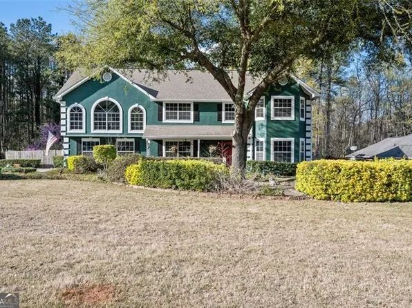 218 Hunting Ct, Jonesboro, GA 30236