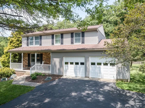 215 Clarke Rd, Claysville, PA 15323