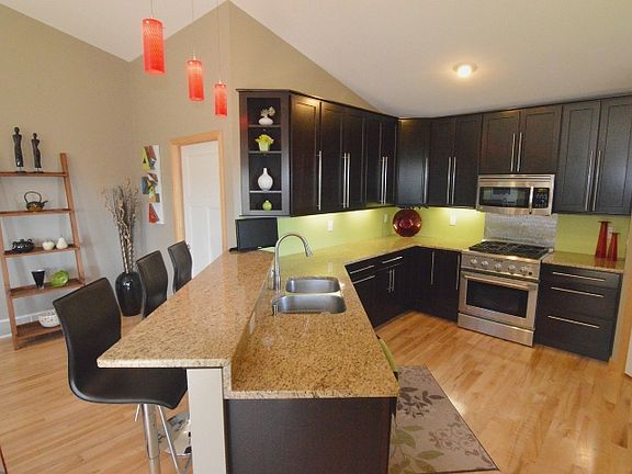 Under cabinet lighting